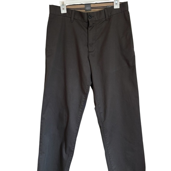 GAP Other - GAP Men's Pants Classic Dark Gray Khakis Relaxed fit Size 31*30